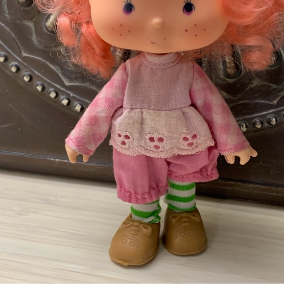 Vintage Strawberry Shortcake Doll- Raspberry Tart 🍓 - Picture 3 of 10
